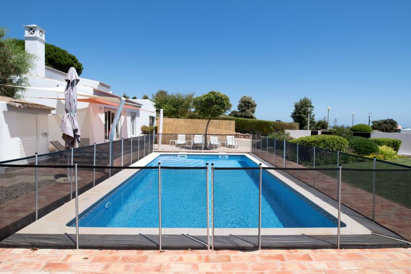 Pool Fence Installation