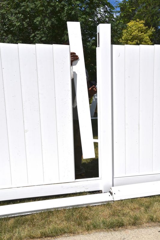 Pool Fence Installation Options